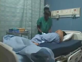 Sri 스리랑카 사람 잤어요 검정 젊은 여성 에 병원: 무료 트리플 엑스 영화 있다