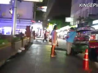 Russisch telefoontje meisje in bangkok rood licht wijk [hidden camera]