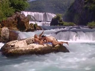 Dora venter - waterfall ulylar uçin clip