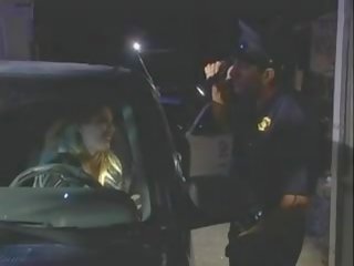 Holly hollywood mendapat ditarik lebih dan fucked oleh polis