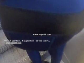 Mea nevasta lăsa mai mari unknown om pentru atinge ei pasarica gură peste ei spandex jambiere în subway