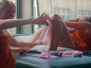 Sensational seks: tasuta lapsehoidja & täiskasvanud film film uus täiskasvanud video video 93