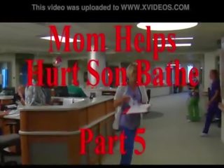 मोम मदद करता है चोट बेटा bathe हिस्सा 5