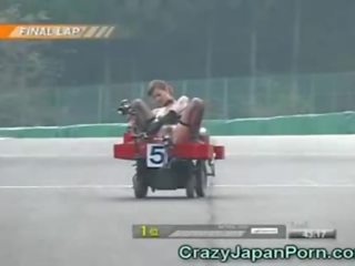 Roliga japanska kön klämma race!