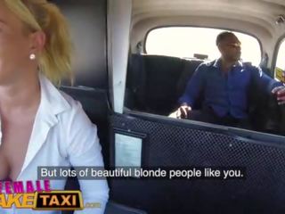 Sieviete viltojums taksometrs liels melnas putz stretches licky lex saldas čehi vāvere