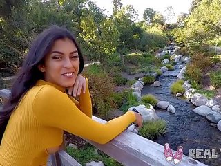 Real adoleshencë - amatuer latine adoleshent sophia leone pov x nominal film