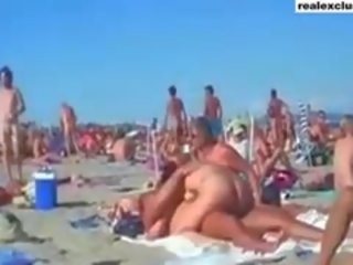 公 裸体 海滩 扫平 脏 电影 在 夏天 2015