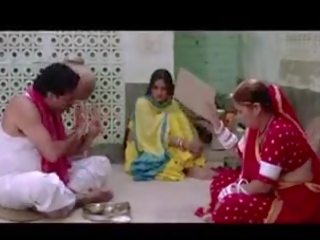 Bhojpuri aktore tregon të saj ndarje midis gjinjve, e pisët film 4e