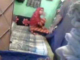 Zralý nadržený pákistánec pár těší krátký muslimský dospělý klip zasedání